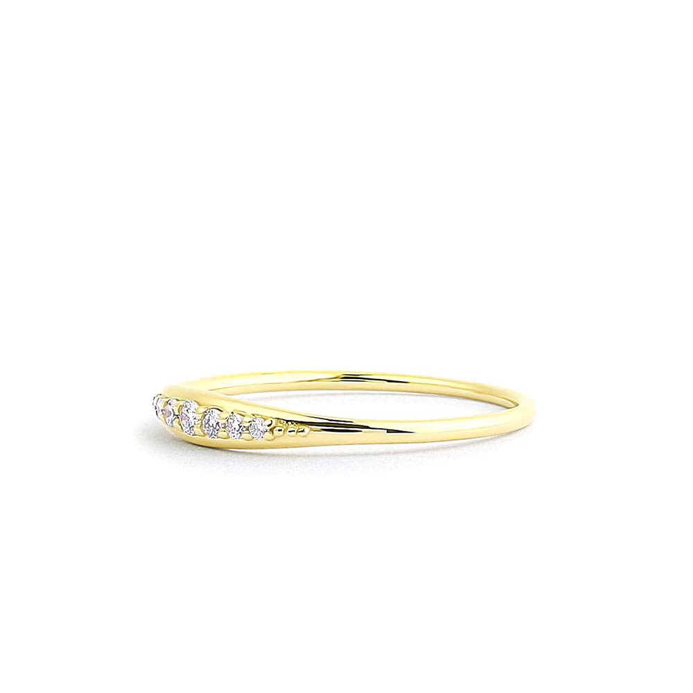 Graduating Diamond Wedding Band in 14K Gold — view 2